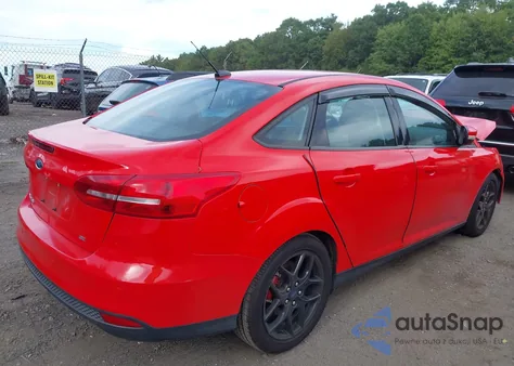 2016 Ford Focus Se z USA, uszkodzony, nr VIN 1FADP3F28GL392957